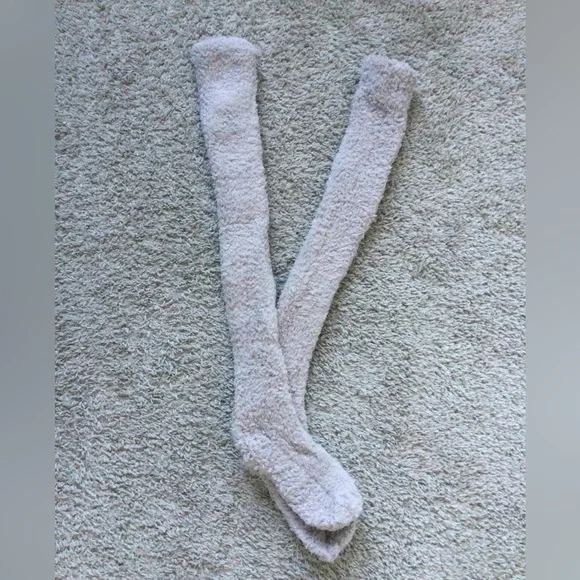 AIDI Coral Velvet Socks - Picture 8 of 10